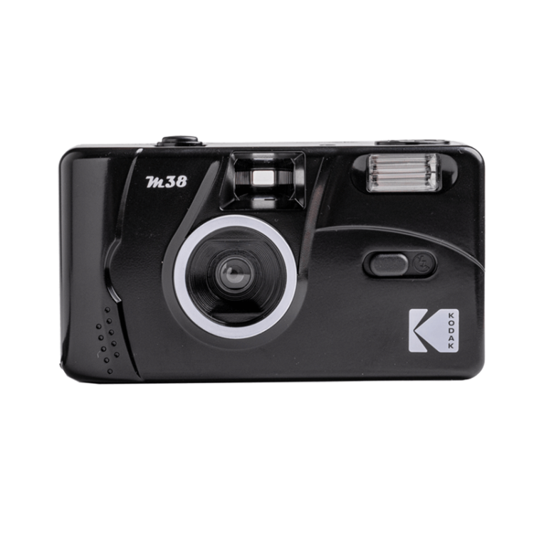 RESIGILAT -Aparat foto reutilizabil Kodak M38 pe film de 35mm, blitz incorporat, Negru