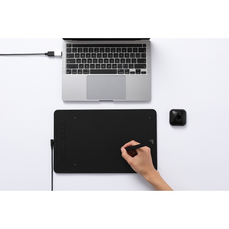 Tableta grafica XP-PEN Deco 01v3, 10x6.25", TILT, OTG + Android, 8 Butoane, 16384 niveluri presiune, include Artrage LIte, Manusa, Pen-Stand, 8 varfuri de rezerva, folie protectie